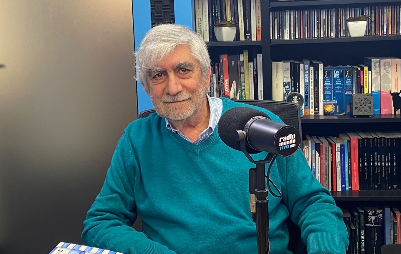 Juan Grompone presenta su último libro, «Otra historia del Uruguay. 1600-2060»: Una mirada marxista al pasado y propuestas disruptivas para el futuro